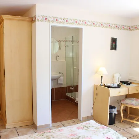 Πανσιόν Guglhupf 3*