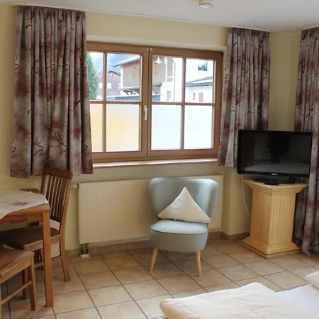 Guglhupf Gasthof 2*