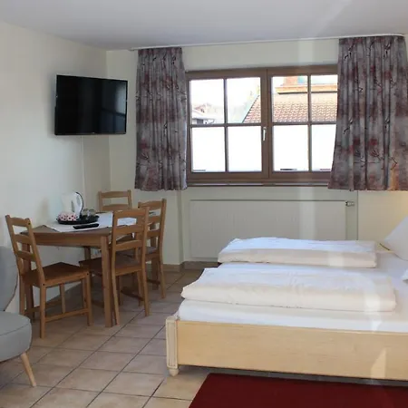 Guglhupf Gasthof 2*