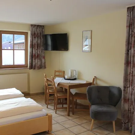 Guglhupf Gasthof 2*